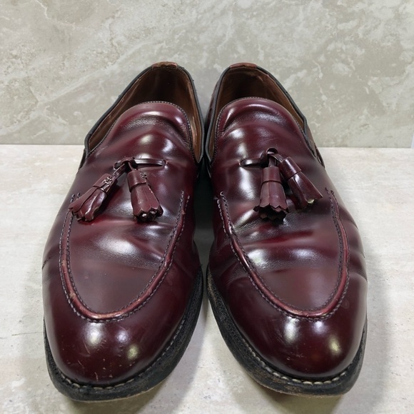 Allen Edmonds Saratoga Slip On Tassel Loafers - Picture 4 of 9